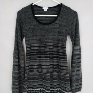 Xhilaration Black & Gray Striped Sweater Shirt M